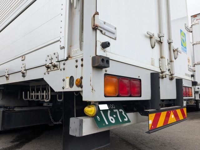 Ref No.A15818406 NISSAN DIESEL QUON Image#6