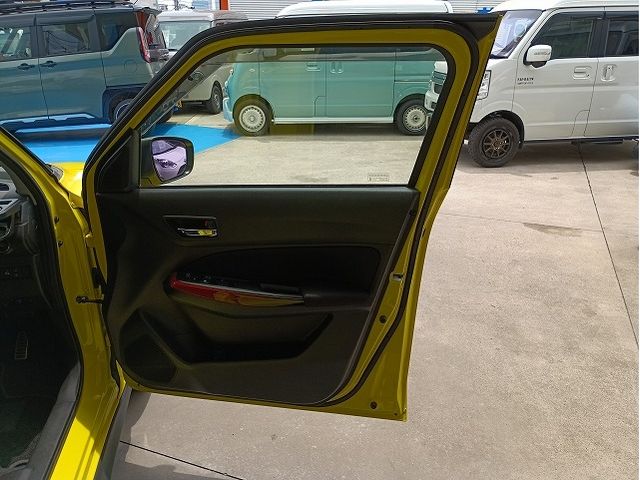 Ref No.A15818694 SUZUKI SWIFT Image#13