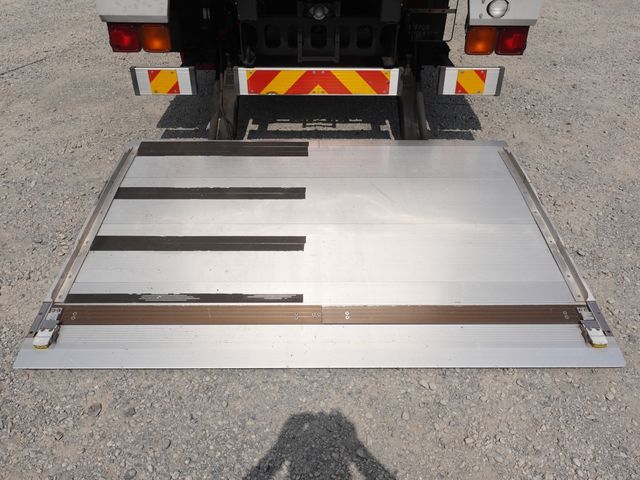 Ref No.A15818779 ISUZU FORWARD Image#11