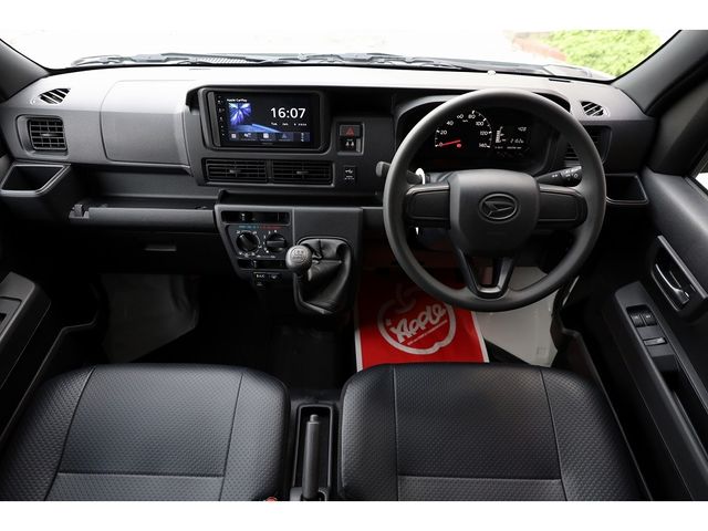 Ref No.A15818946 DAIHATSU HIJET CARGO Image#10