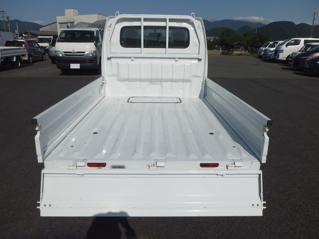 Ref No.A15818952 NISSAN NT100CLIPPER Image#8