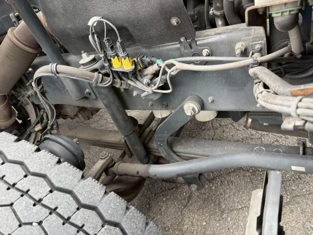 Ref No.A15818965 NISSAN DIESEL QUON Image#11