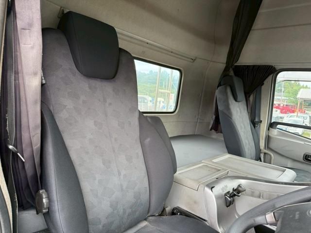 Ref No.A15818965 NISSAN DIESEL QUON Image#14