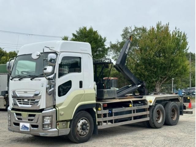 ISUZU GIGA