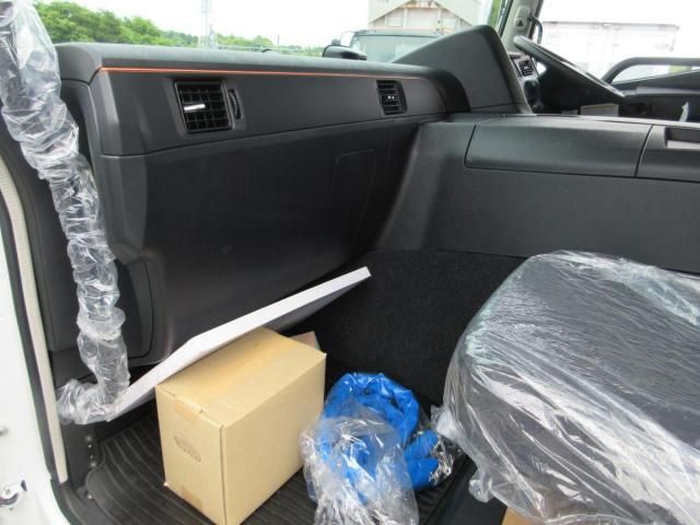 Ref No.A15831999 MITSUBISHI SUPER GREAT Image#16