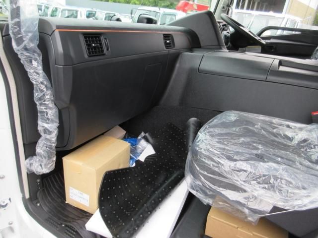Ref No.A15832003 MITSUBISHI SUPER GREAT Image#17