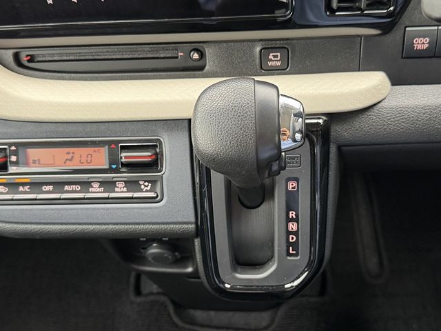 Ref No.A15837466 MITSUBISHI DELICA D2 Image#14