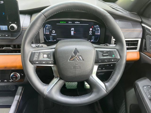 Ref No.A15837561 MITSUBISHI OUTLANDER PHEV Image#11