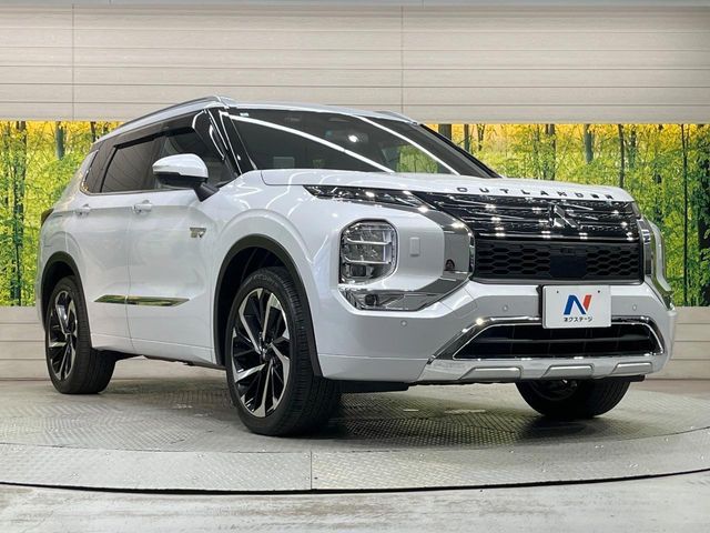 Ref No.A15837561 MITSUBISHI OUTLANDER PHEV Image#16