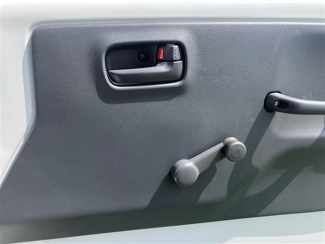 Ref No.A15837688 NISSAN NT100CLIPPER Image#8