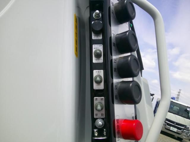 Ref No.A15837779 MITSUBISHI CANTER TRUCK Image#15