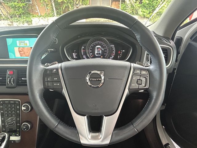 Ref No.A15837886 VOLVO V40 Image#13