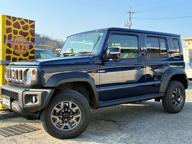 SUZUKI JIMNY NOMADE
