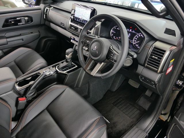 Ref No.A15842142 MITSUBISHI TRITON Image#15