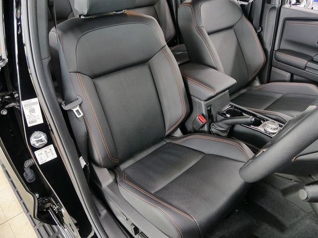 Ref No.A15842142 MITSUBISHI TRITON Image#16