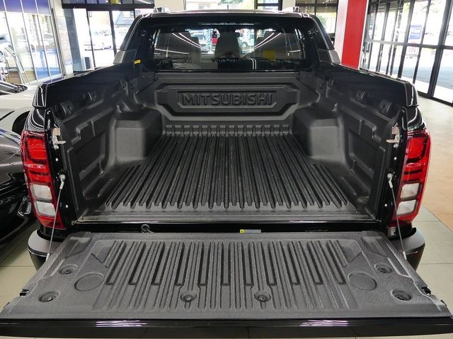 Ref No.A15842142 MITSUBISHI TRITON Image#19