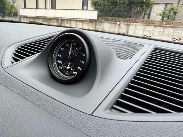 Ref No.A15842369 PORSCHE MACAN Image#7