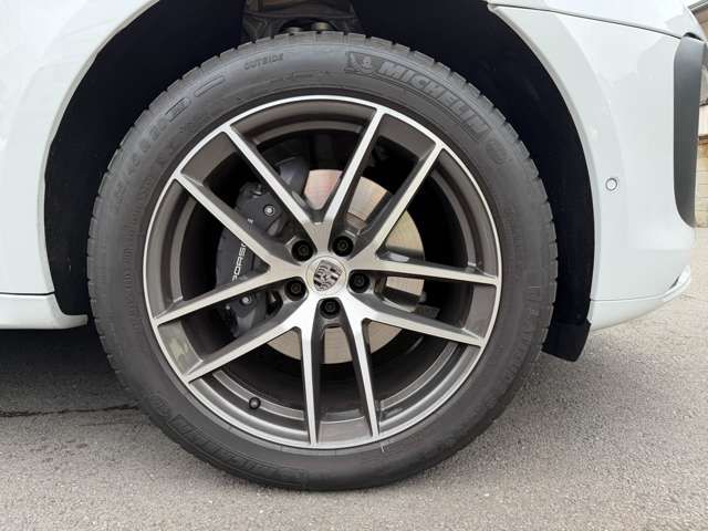 Ref No.A15842369 PORSCHE MACAN Image#5
