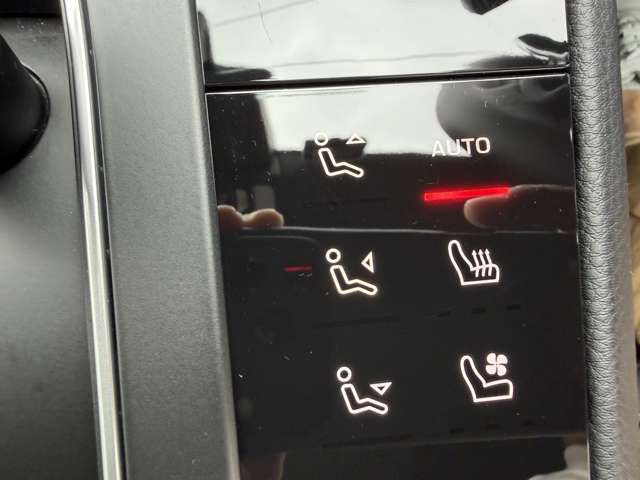 Ref No.A15842369 PORSCHE MACAN Image#15