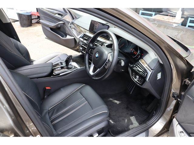Ref No.A15842410 BMW 5 SERIES Image#3