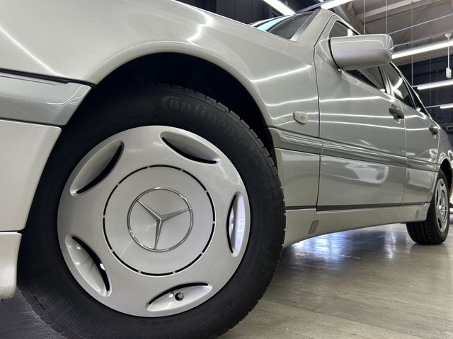 Ref No.A15842580 MERCEDES C CLASS Image#11