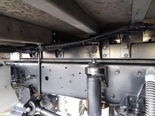 Ref No.A15842643 NISSAN DIESEL QUON Image#18