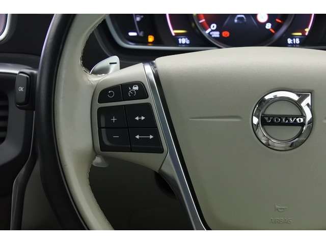 Ref No.A15861140 VOLVO V40 Image#16