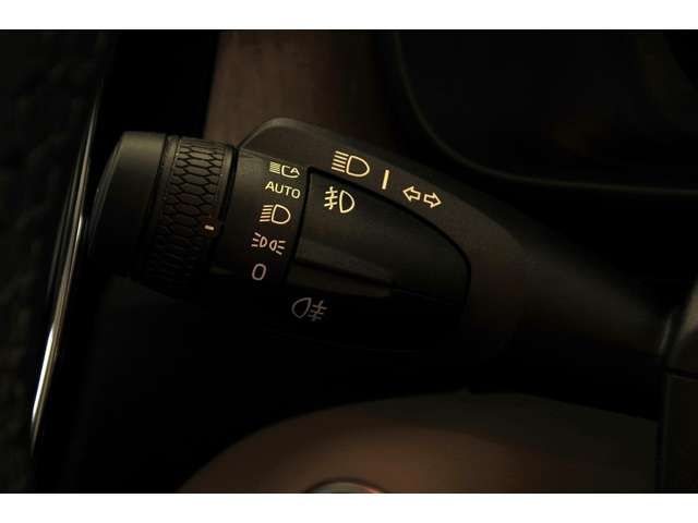 Ref No.A15861141 VOLVO XC40 Image#19