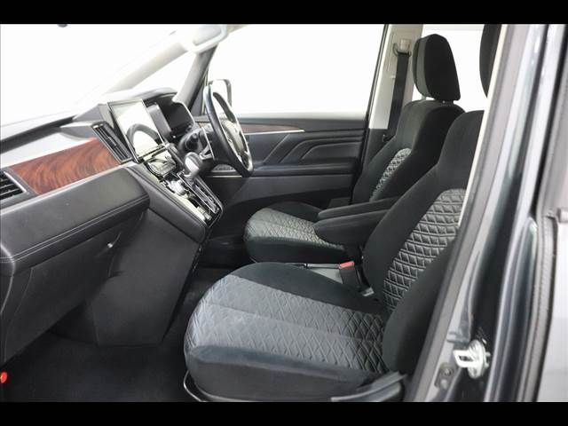 Ref No.A15861300 MITSUBISHI DELICA D5 Image#12