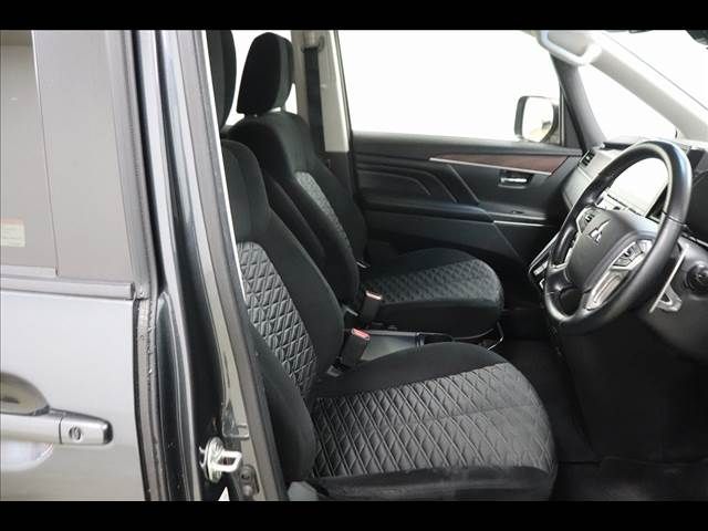 Ref No.A15861300 MITSUBISHI DELICA D5 Image#11