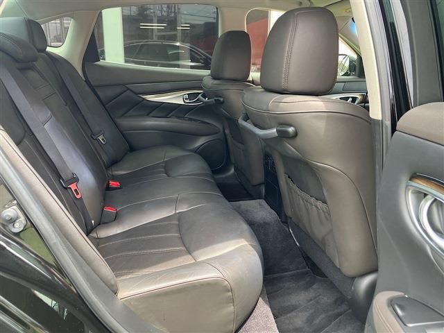 Ref No.A15861682 NISSAN FUGA Image#12