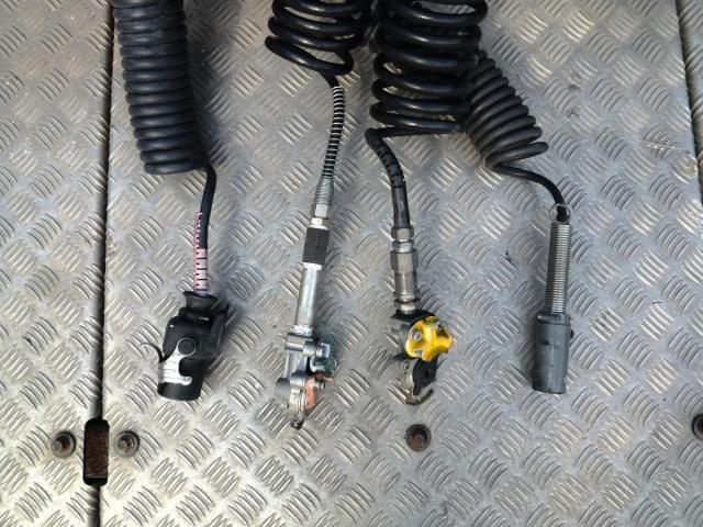 Ref No.A15861779 NISSAN DIESEL QUON Image#11