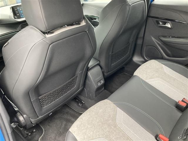 Ref No.A15861824 PEUGEOT 208 Image#14