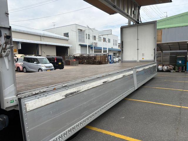 Ref No.A15885768 ISUZU GIGA Image#9