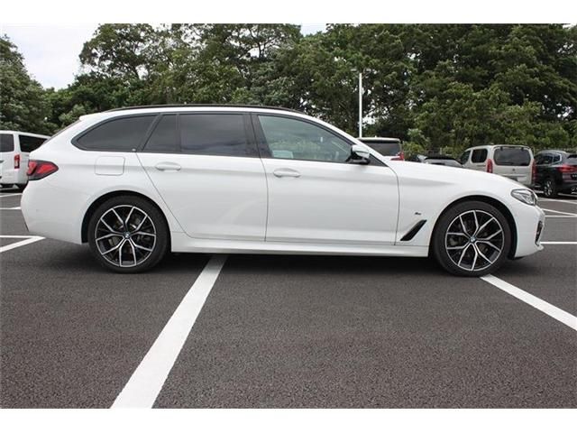 Ref No.A15896875 BMW 5 SERIES Image#10