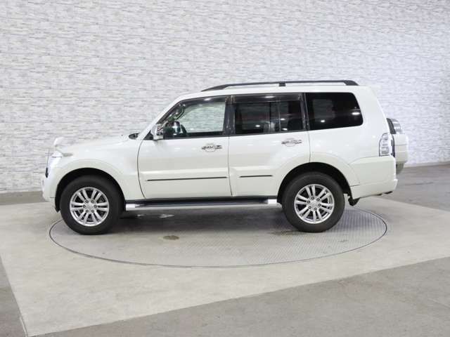 Ref No.A15897427 MITSUBISHI PAJERO Image#12