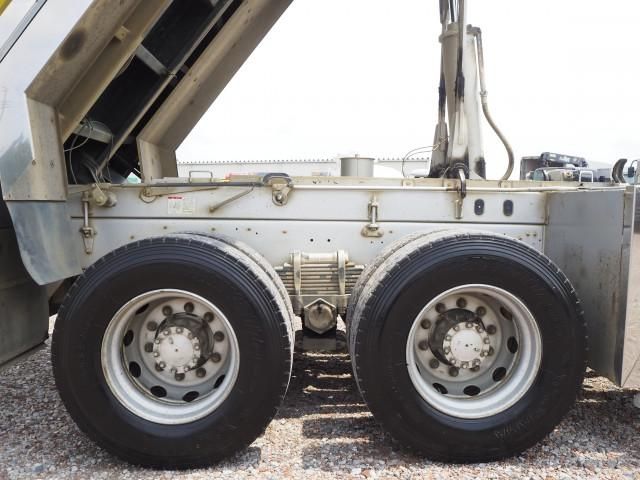 Ref No.A15897508 NISSAN DIESEL QUON Image#18