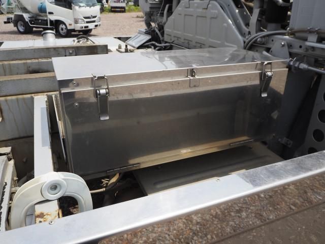 Ref No.A15897508 NISSAN DIESEL QUON Image#14