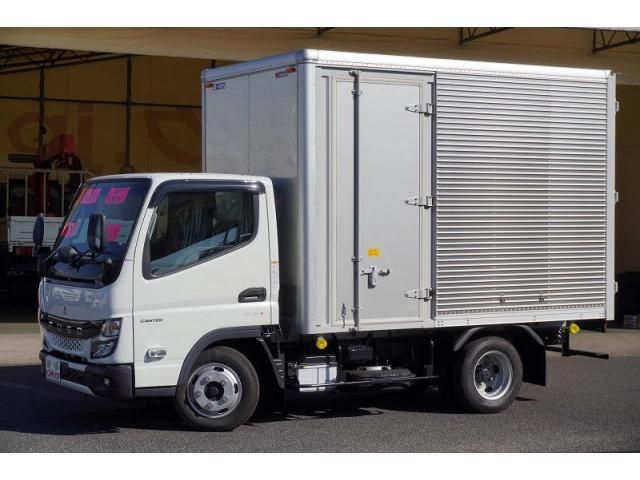 MITSUBISHI CANTER TRUCK