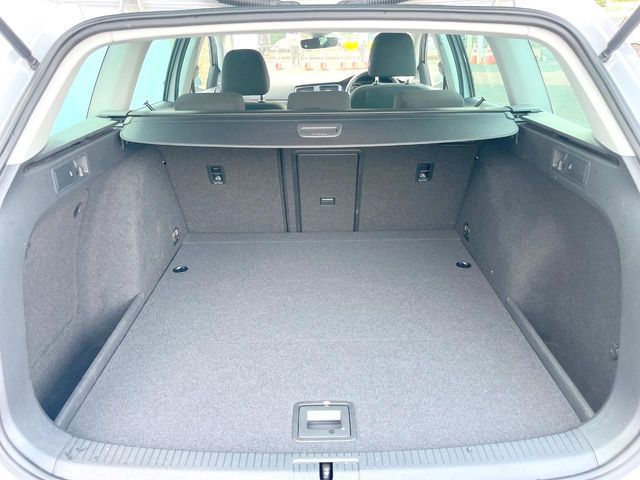 Ref No.A15897700 VOLKSWAGEN GOLF Image#11