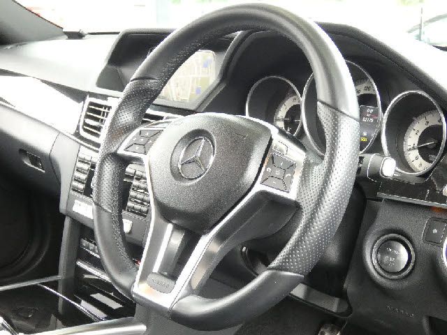 Ref No.A15897828 MERCEDES E CLASS STATIONWAGON Image#16