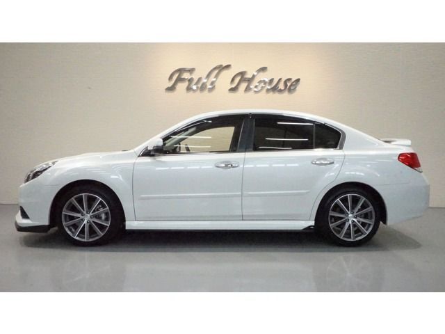 SUBARU LEGACY B4