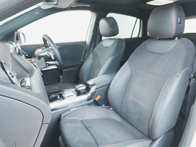 Ref No.A15897950 MERCEDES GLA CLASS Image#16