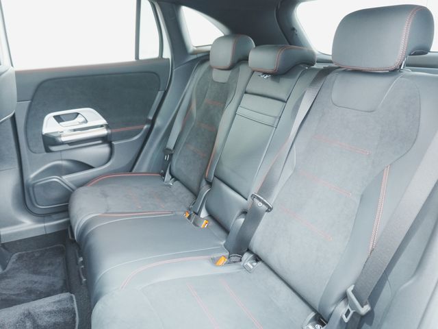 Ref No.A15897950 MERCEDES GLA CLASS Image#18
