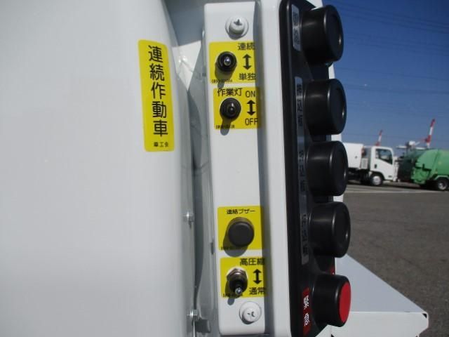 Ref No.A15898175 MITSUBISHI CANTER TRUCK Image#11