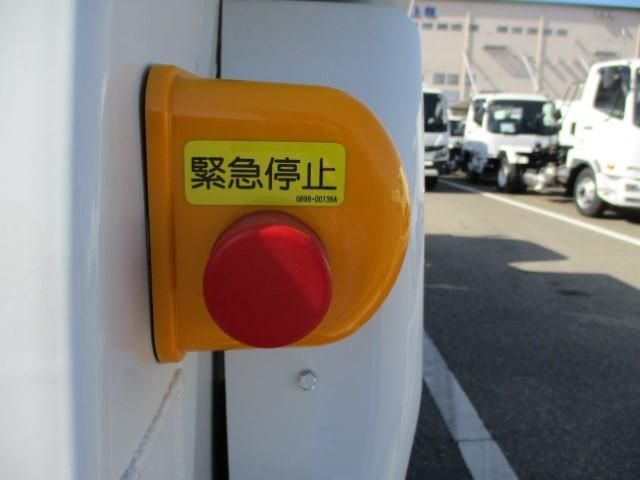 Ref No.A15898175 MITSUBISHI CANTER TRUCK Image#12