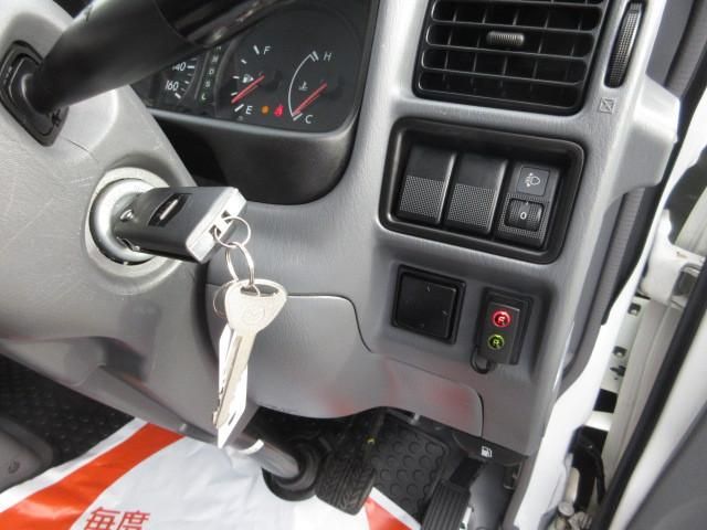 Ref No.A15898252 MAZDA BONGO VAN Image#14