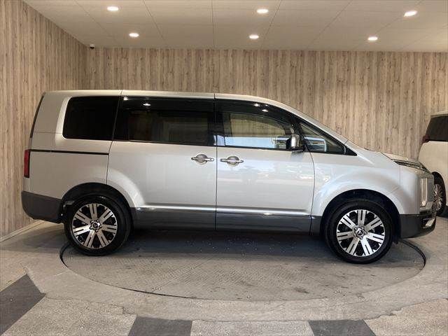 Ref No.A15905473 MITSUBISHI DELICA D5 Image#18