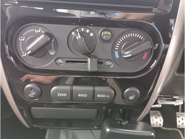 Ref No.A15906011 SUZUKI JIMNY Image#17