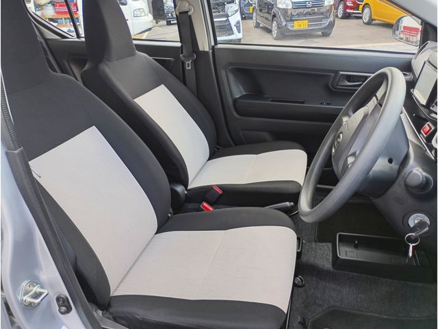 Ref No.A15906213 DAIHATSU MIRA ES Image#9